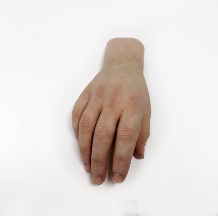 Prótesis de silicona para manos
